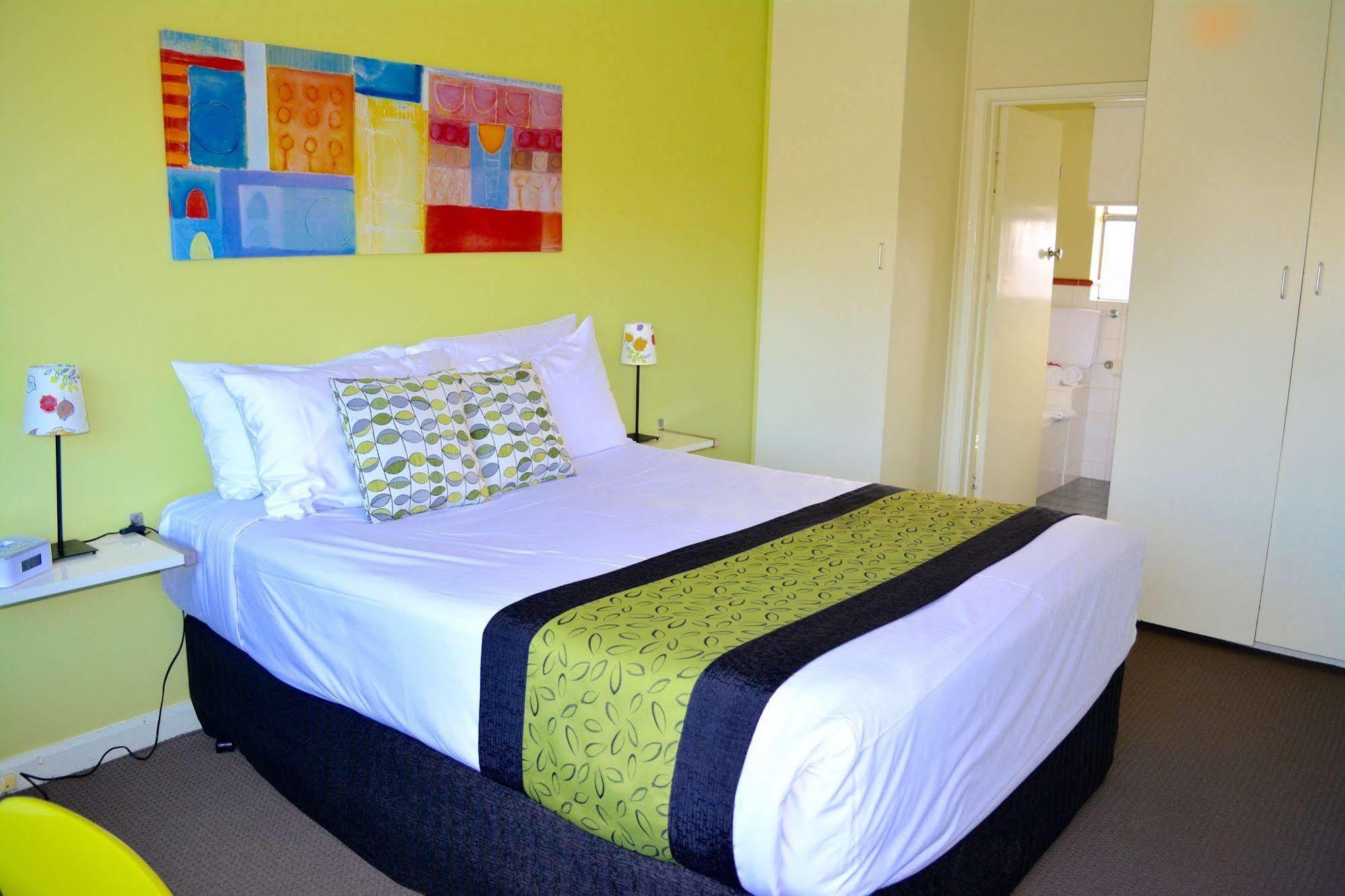 Birches Serviced Apartments Melbourne Exterior foto