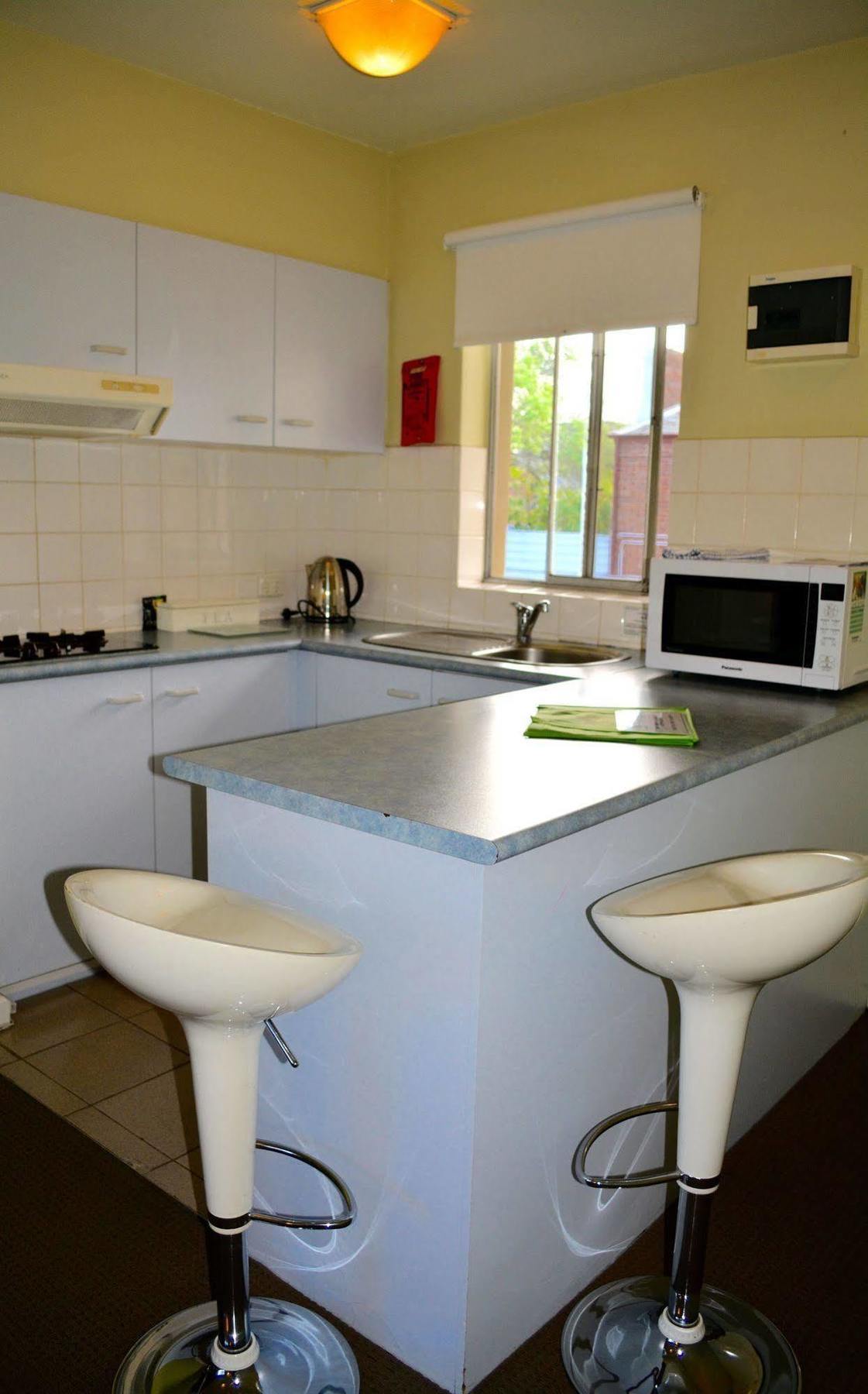 Birches Serviced Apartments Melbourne Exterior foto